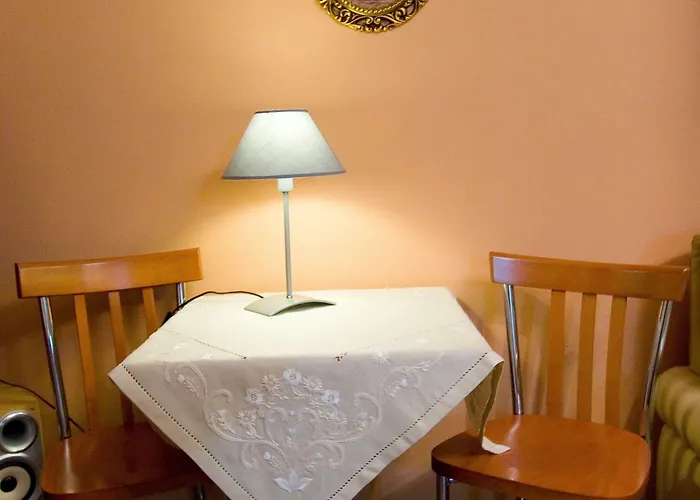 Ξενοδοχείο με διαμερίσματα Orion Λουτρά Αιδηψού